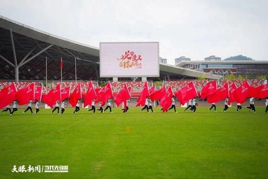 由于持续存在的大腿伤病，查洛巴本赛季还没有代表切尔西出战任何比赛，水晶宫以及其他一些俱乐部都对这名24岁的后卫非常感兴趣。